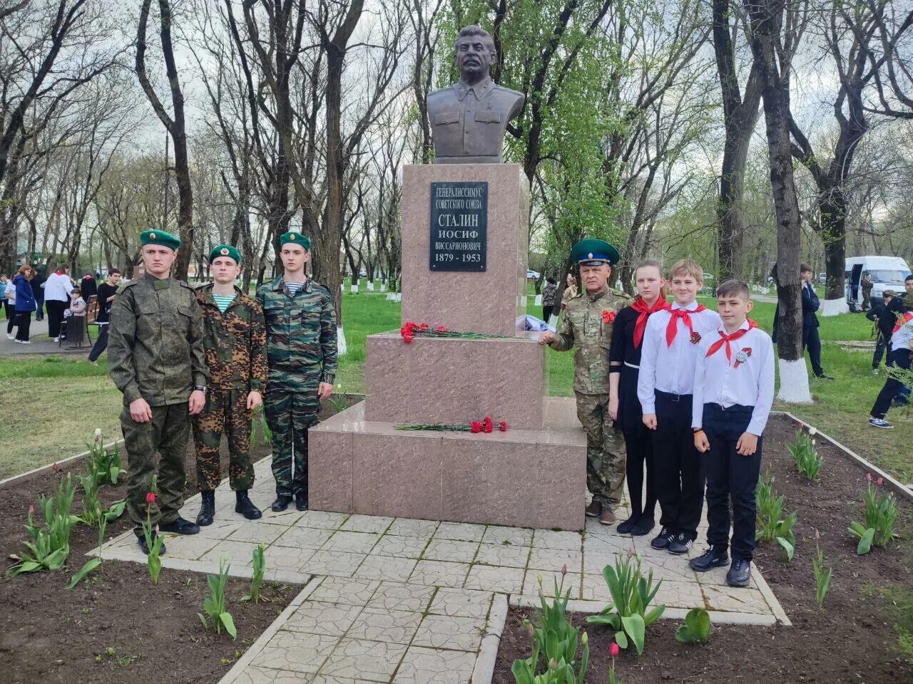 Погода село майские. 9 Мая село Труновское. Автопробег эх путь дорожка 2023 год. Автопробег 9 мая. 78 Лет Великой Победы.