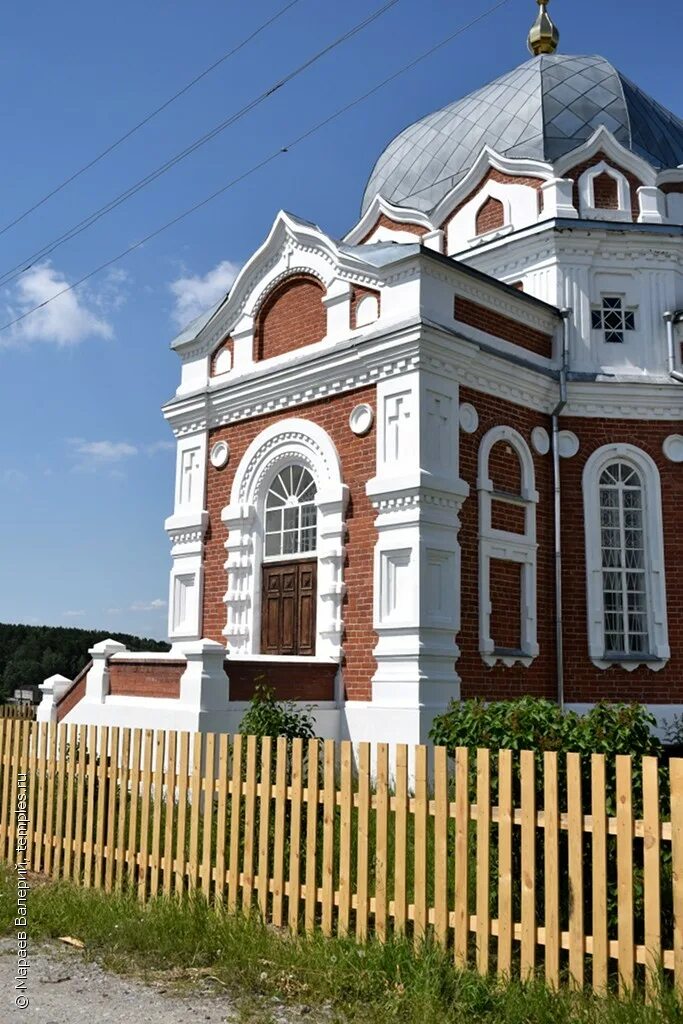 Завьялова новосибирской области погода. Покровский монастырь (Завьялово). Храм Покрова Пресвятой Богородицы Завьялово Искитимский. Завьялово (Искитимский район). Храм села Завьялово.