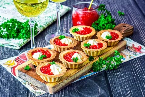 Тарталетки с начинкой с красной