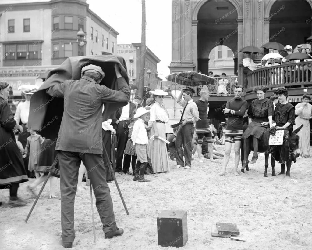 Владивосток 80 годы. Старинные друзья. Фотографии путешественников во времени. Ретро деревня. Старые советские фото.