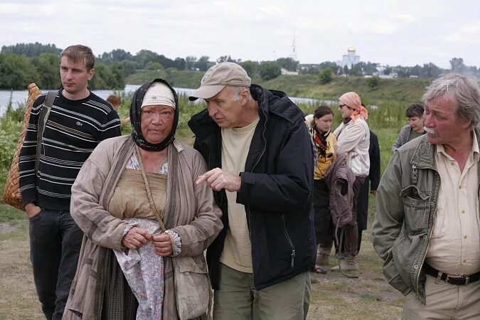 1 баба. Жила-была одна баба 2008. фильм жила была одна баба андрея смирнова. жили-были фильм актеры. жила была одна баба съемки.