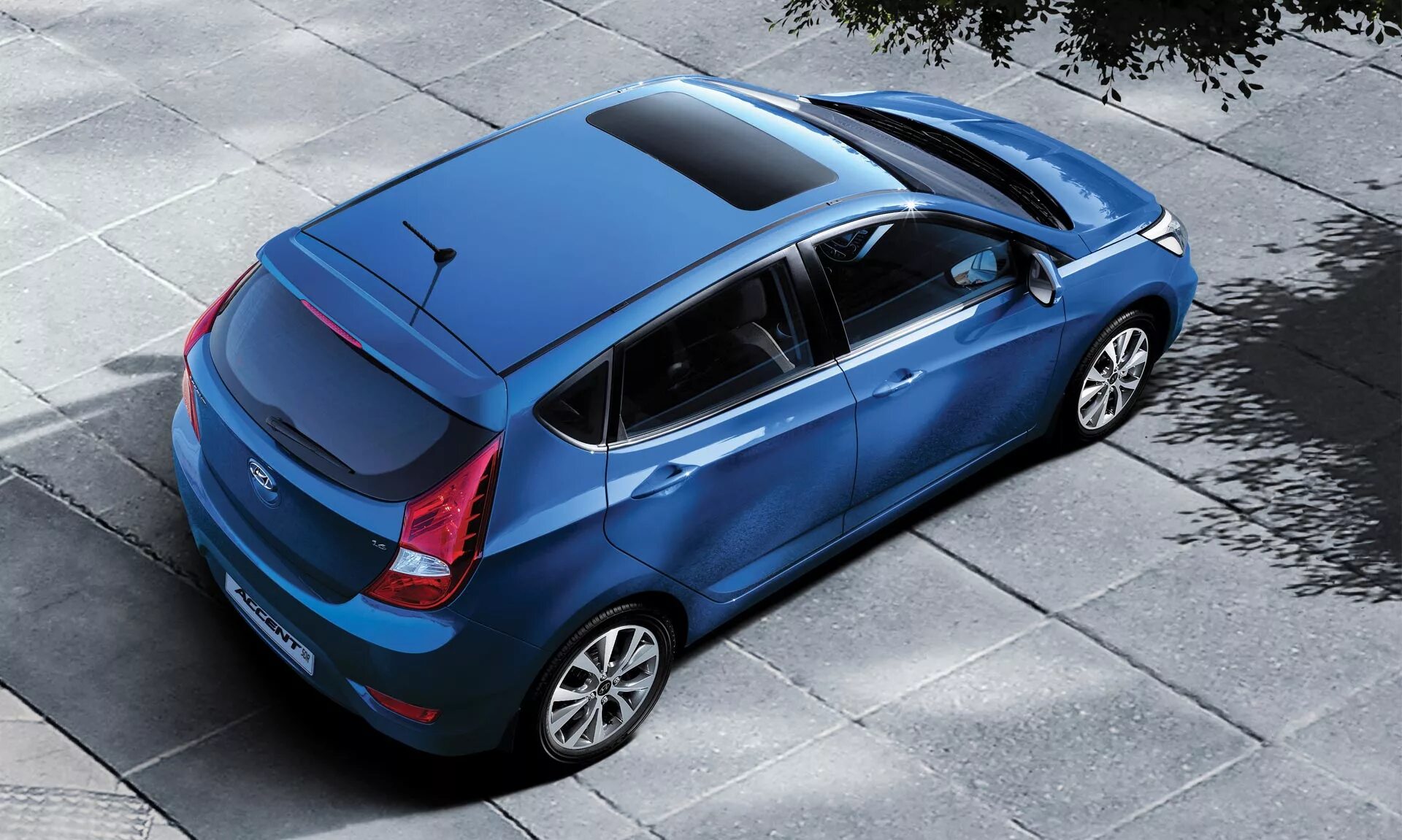 Hyundai Solaris Hatchback. Хендай Солярис 2015 хэтчбек синий. Хендай i25 хэтчбек. Hyundai Accent 2018 хэтчбек.