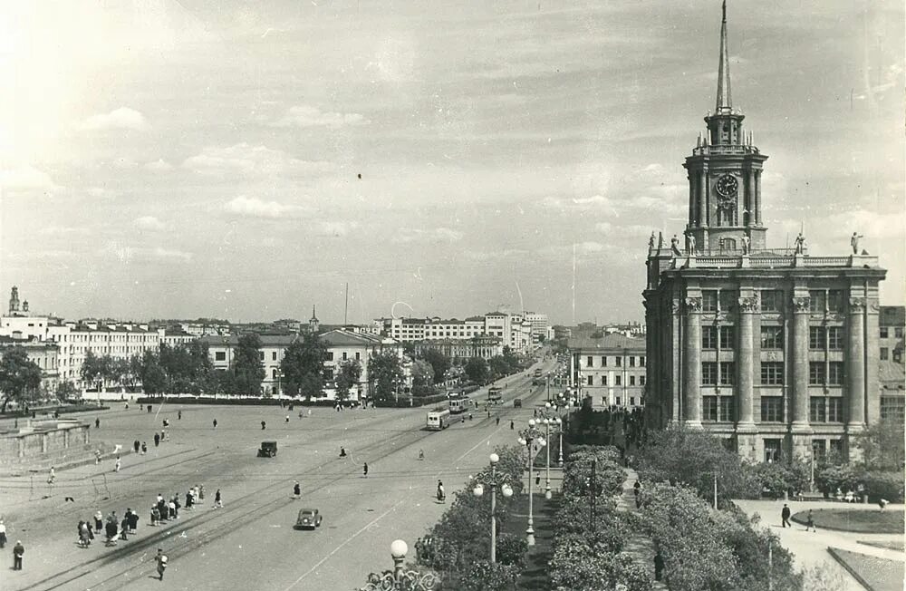 первый городской театр (екатеринбург). ссср площадь 1905 года свердловск. свердловск, ул. плотинка екатеринбург 19 век. екатеринбург площадь революции 1905 года.