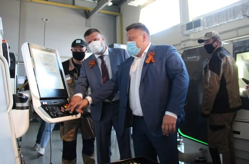 Новости новой линии. Логотип автотранспортной компании. Новая линия. Новости новой линии. Новая линия эмблема.