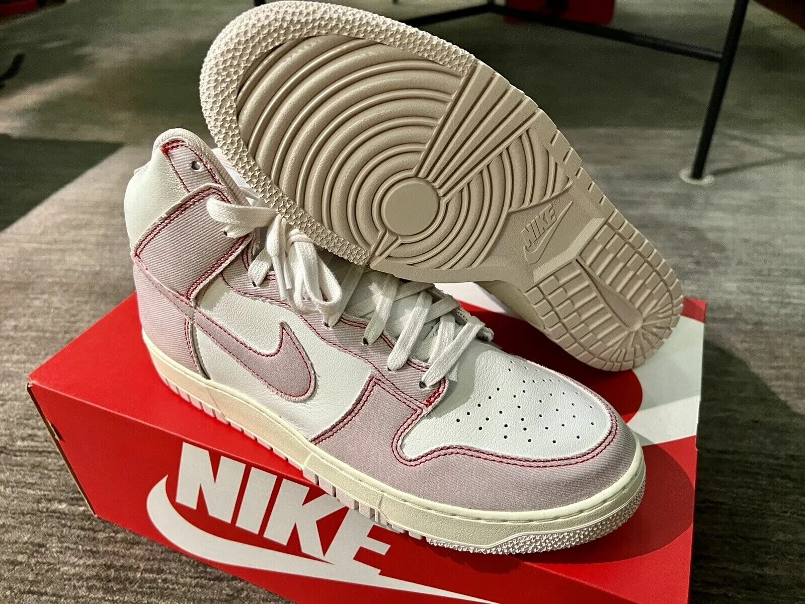 Dunk high 1985. Nike Dunk High 1985 Pink Denim. Nike Dunk High 1985 Arctic Orange. Nike Dunk High 1985 Retro Pink. Кеды Nike Dunk High 1985 зелёные.