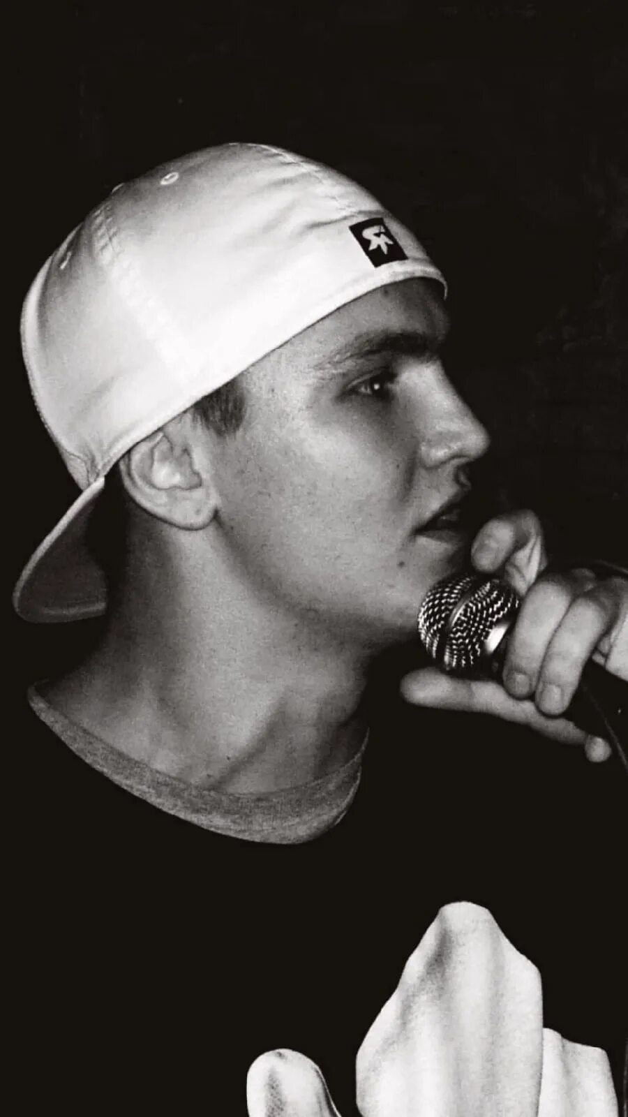 Mc молодой антон ионов. Rip mc молодой. Rip mc молодой. Антон ионов мс. Антон ионов похороны.