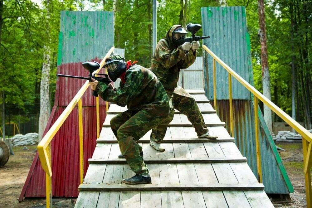 Пейнтбол зимой. Пейнтбол нижегородская область. Пейнтбол викинг рассказовка. Страйкбол и пейнтбол. Пейнтбол нижегородская область.