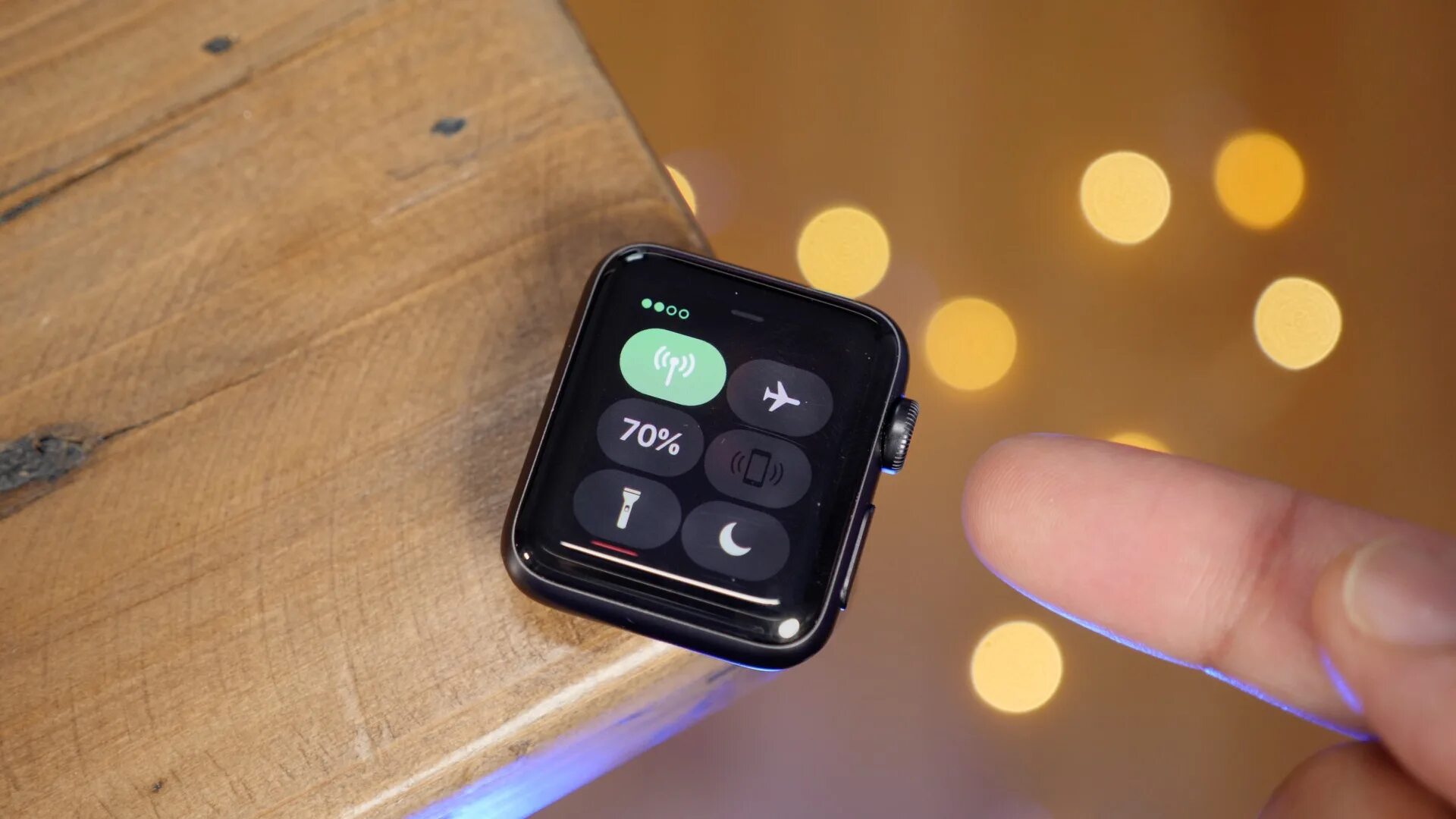 Часы apple быстро разряжается. Звонок на эппл вотч. сотовая связь на эпл вотч. часы эппл вотч 7. apple watch разрядились.