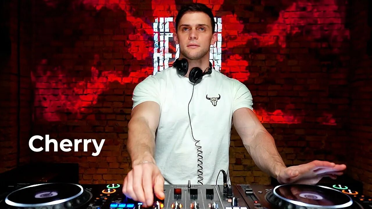 Dj cherie