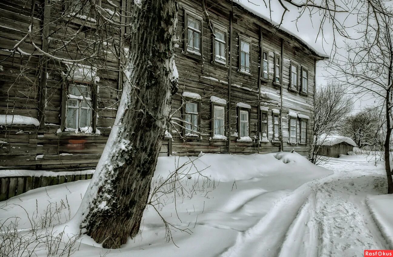 замерзающий дом в омске картинки. фото замерзших домов в подольске. провиантская 8а обледенел дом сосулька. фото замерзших домов в подольске. лана сатор воркута.