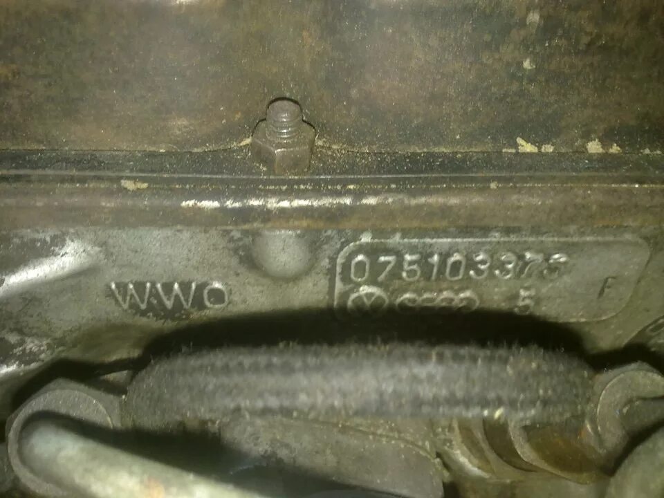 Где находится маркировка двигателя Консоль спидометра 682406N000 на Nissan Bluebird Sylphy QG10 Купить запчасть ш