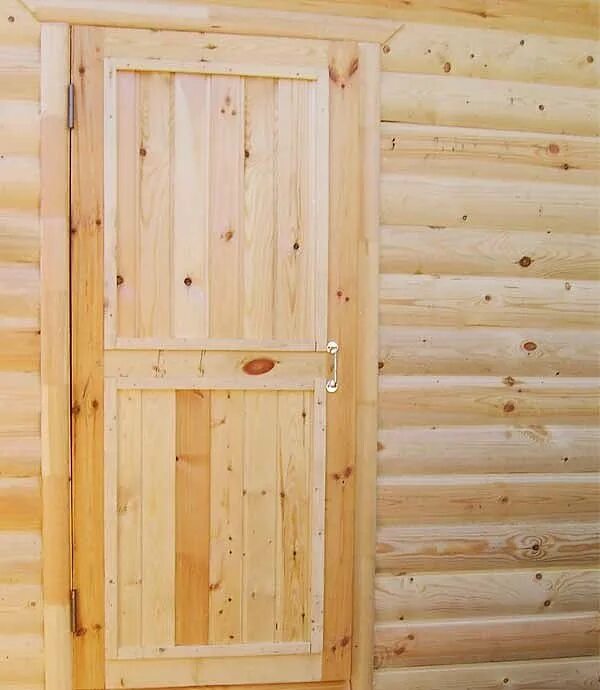 Дверь в баню. Банные двери деревянные. Деревянная дверь из вагонки. Двери в баню деревянные.
