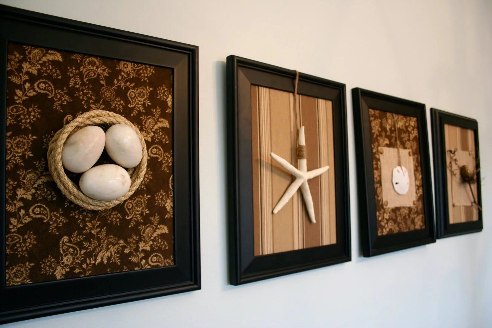 Как крепить панно. Как крепить панно. Крепёж для картин на стену. Как крепить панно. Развеска картин.