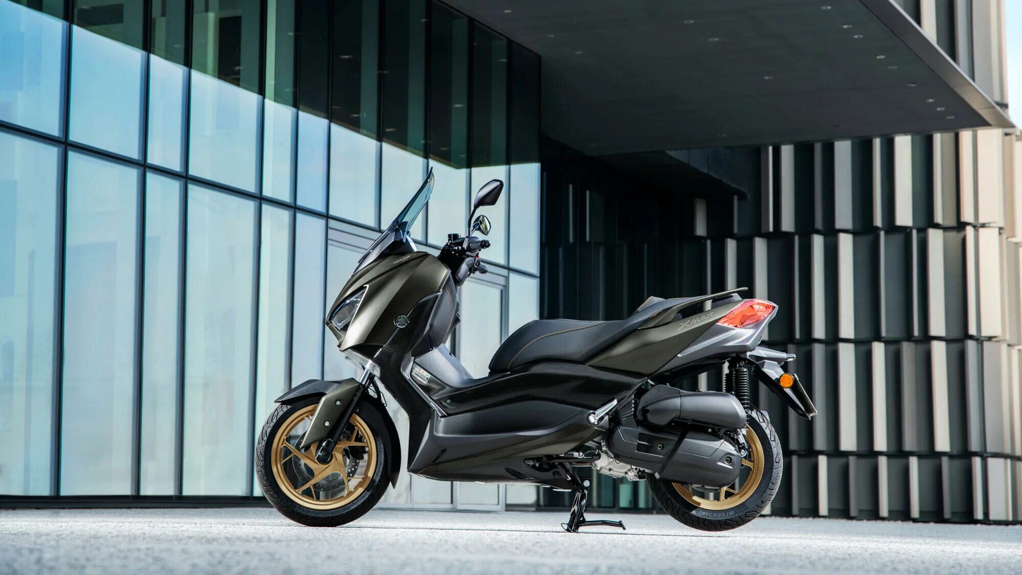 Tech 400. Yamaha xmax 400. yamaha x-max 2025. yamaha x max tech. yamaha xmax 300.