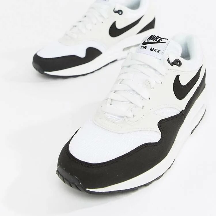 Nike Air Max 1 Black White. Nike Air Max 1 Black and White 319986_109. Nike Air Max белые. Nike Air Max 1 черно белые.