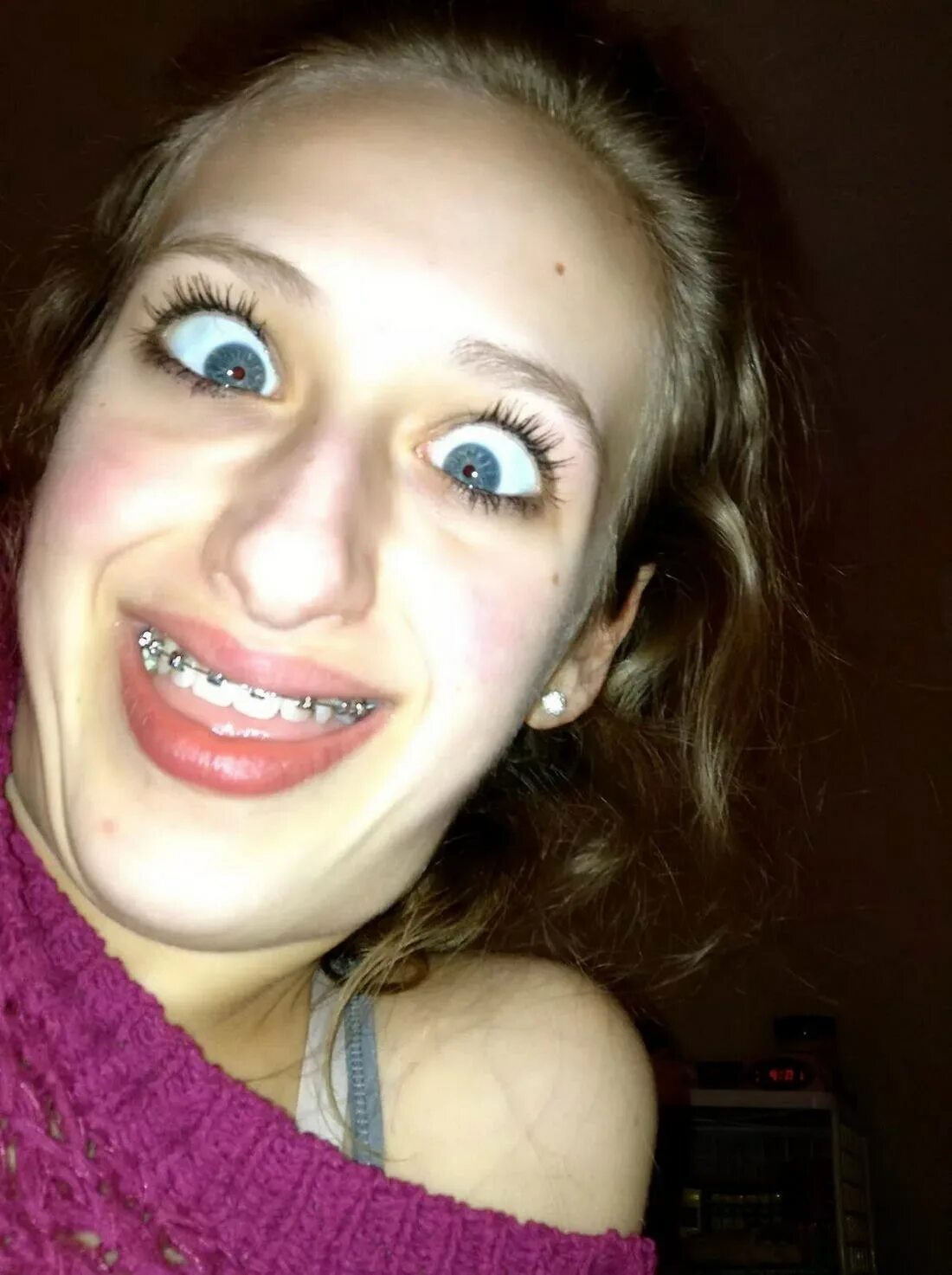 Картинки некрасивых девушек. Илька брюль модель. Веснушки крылова лиза. Картинки некрасивых девушек. Картинки некрасивых девушек.