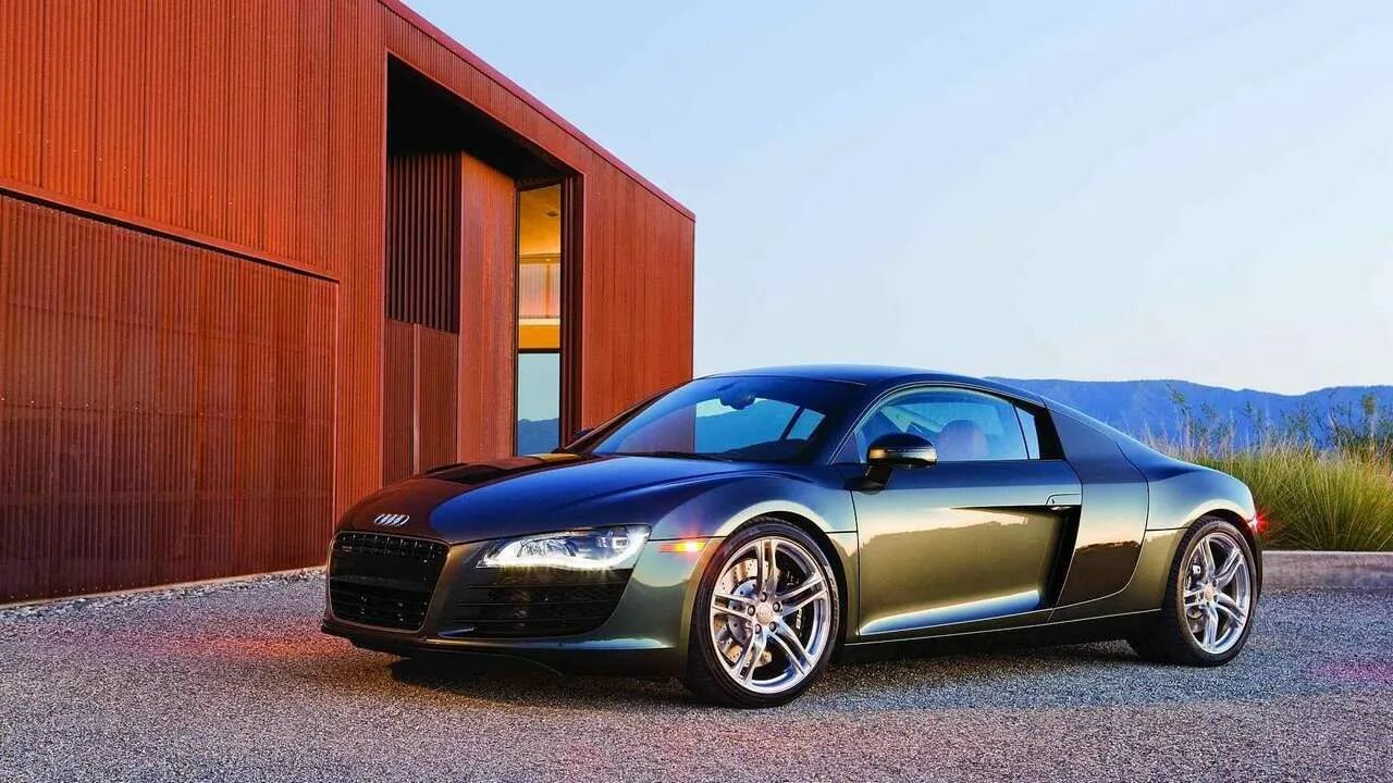 Ауди r8. Audi r8 Sport. Audi r8 Transformers. Audi r8 обои. Включи машины встроенные