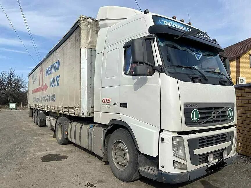 Renault premium 440. Водитель категории е. Авито работа категории е ярославль. Авито москва водитель. Водитель категории е.
