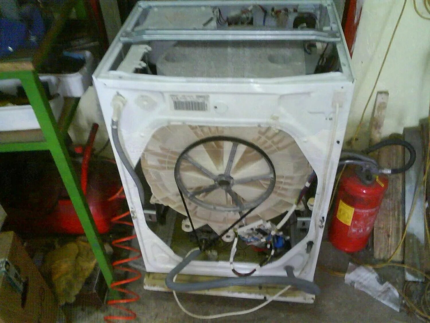 Стиральные машинки лджи с прямым приводом. Привод стиральной машины индезит. Задняя стенка барабана стиральной машины lg. Стиральная машинка самсунг резинка барабана. Как снять заднюю стенку стиральной машины.