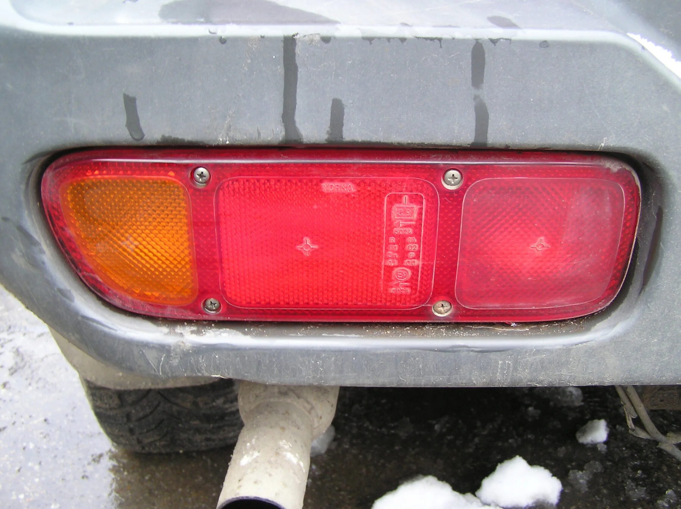 Задний фонарь ниссен террано2. Задние фонари terrano 2 r20. Задний фонарь ниссан террано 2. Задний фонарь ниссан террано 2. Террано 2 задние фонари.