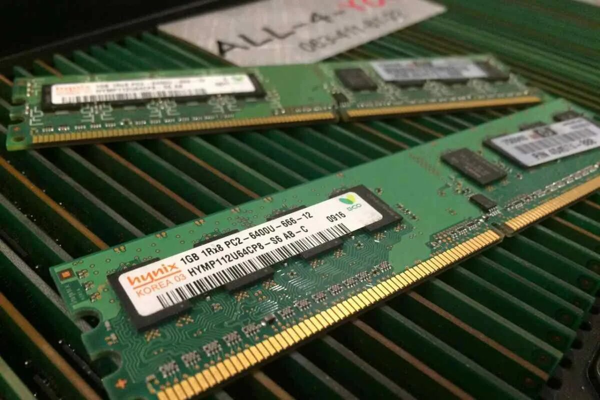 Покупаем оперативную память. Оперативная память DDR ddr2. Оперативная память ddr1 2gb. Оперативная память DDR 800 Hynix. Hynix ddr2 2gb 800mhz.