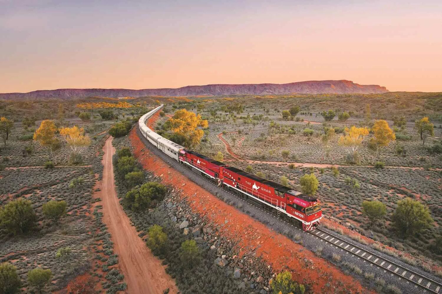 Австралийский Ghan. Самый длинный поезд. Железная дорога в Австралии. Long train journey