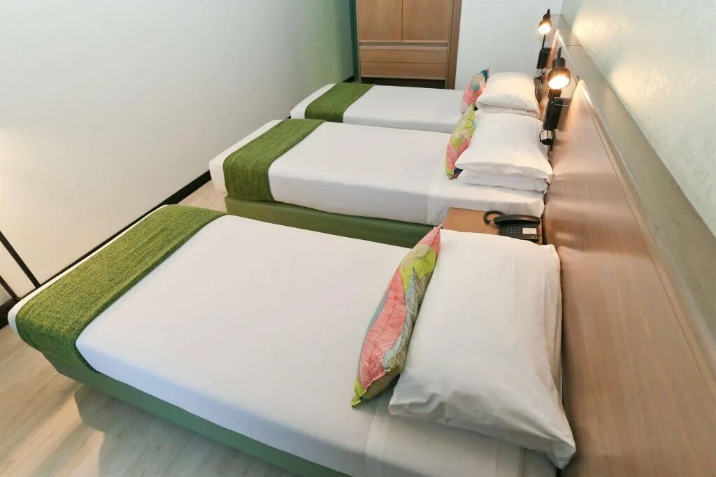 Трехъярусная кровать для детей икеа. 3 beds. Комната для троих детей. Выдвижная кровать для троих. 3 beds.