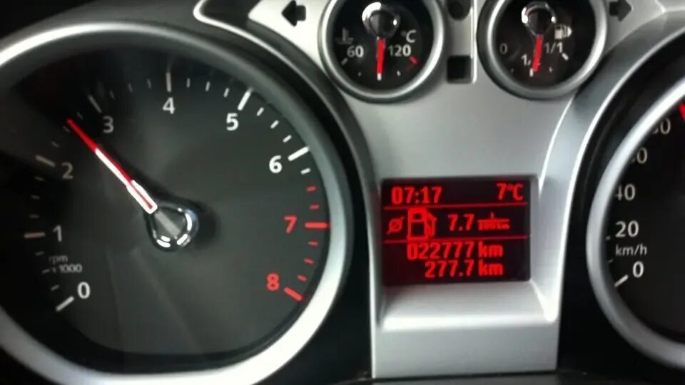 6 механика хэтчбек. Форд фокус расход масла. Ford focus 2 допуски масла. Форд фокус расход масла. Расход топлива форд фокус 2 1.