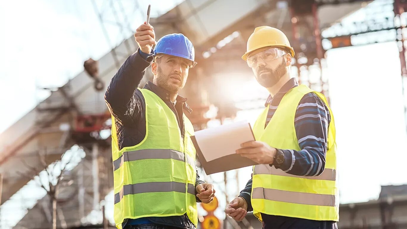 Workers load. Строительная отрасль. Гражданское строительство. Строители China Construction. Строительно монтажные работы stock.