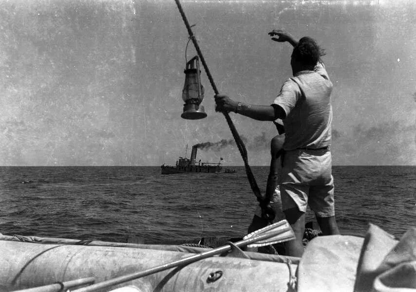 Тур Хейердал: Экспедиция "кон-Тики". Кон Тики 1947. Тур Хейердал плот кон-Тики.