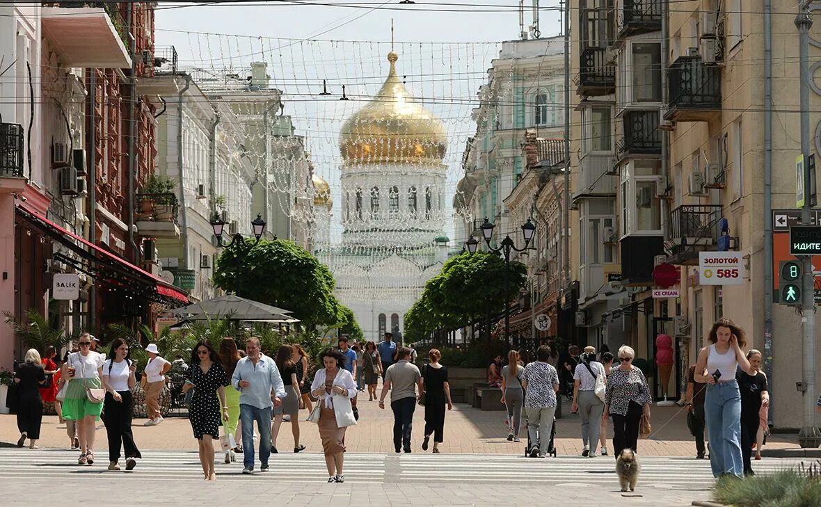 Ростов на дону город 2020. Ростов на дону жители. Житель города на дону. Фотопанорама ростова-на-дону. Численность населения ростова.