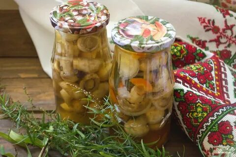 Огурцы маринованные с шампиньонами