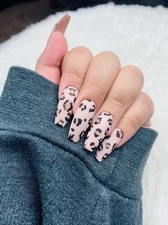 Принт на ногтях