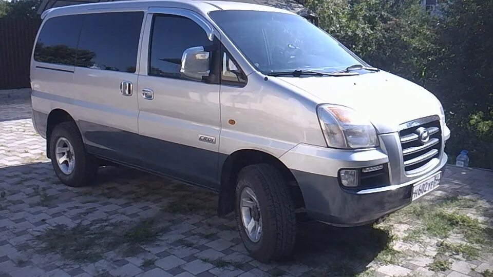 Hyundai Starex h1 полный привод. Hyundai Starex, 2007 г.. Хендай Старекс 2004э. Старекс полный привод 2007.