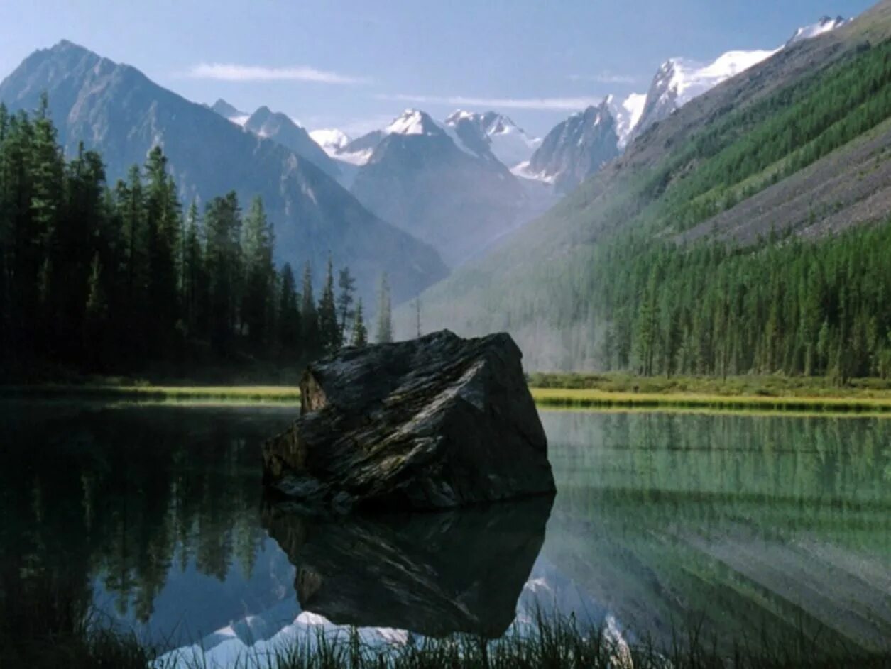 любимое природное место. мыс бурхан на ольхоне. коллаж природа. озеро ольхон на байкале. мыс крестовский байкал.