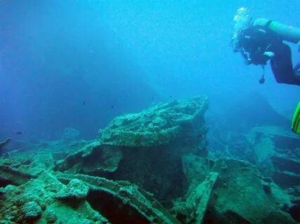 Затонул в красном море