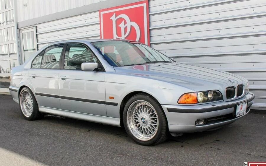 Бмв 98 года. BMW 540 1998. БМВ 1998. БМВ 540 1998 года.