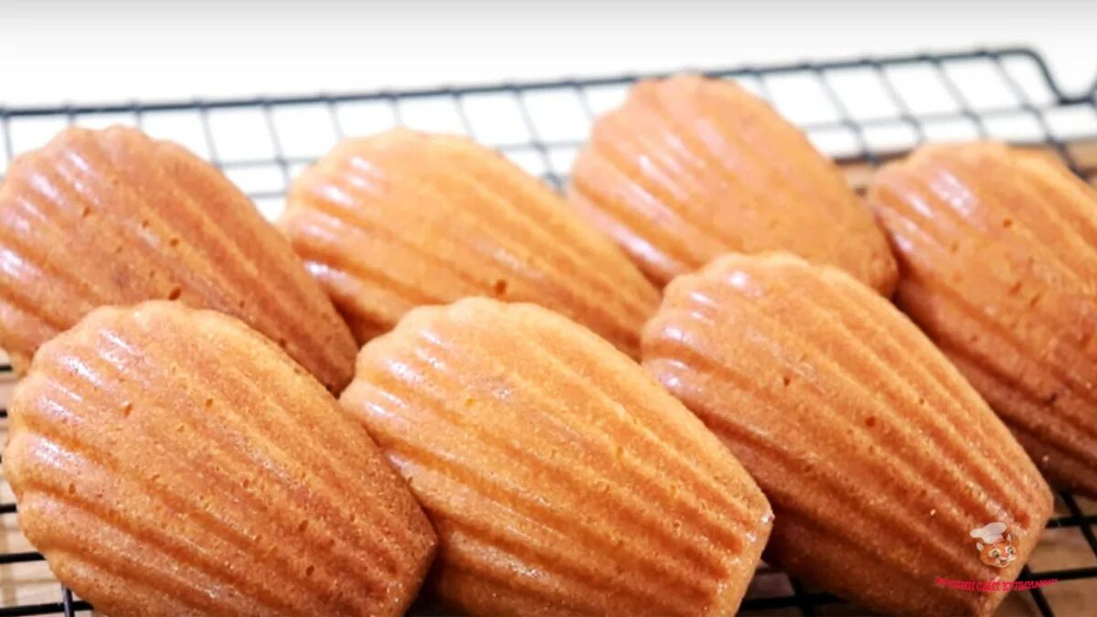 МАДЛЕН бисквитное французское печенье/Madeleine (cake) - YouTube
