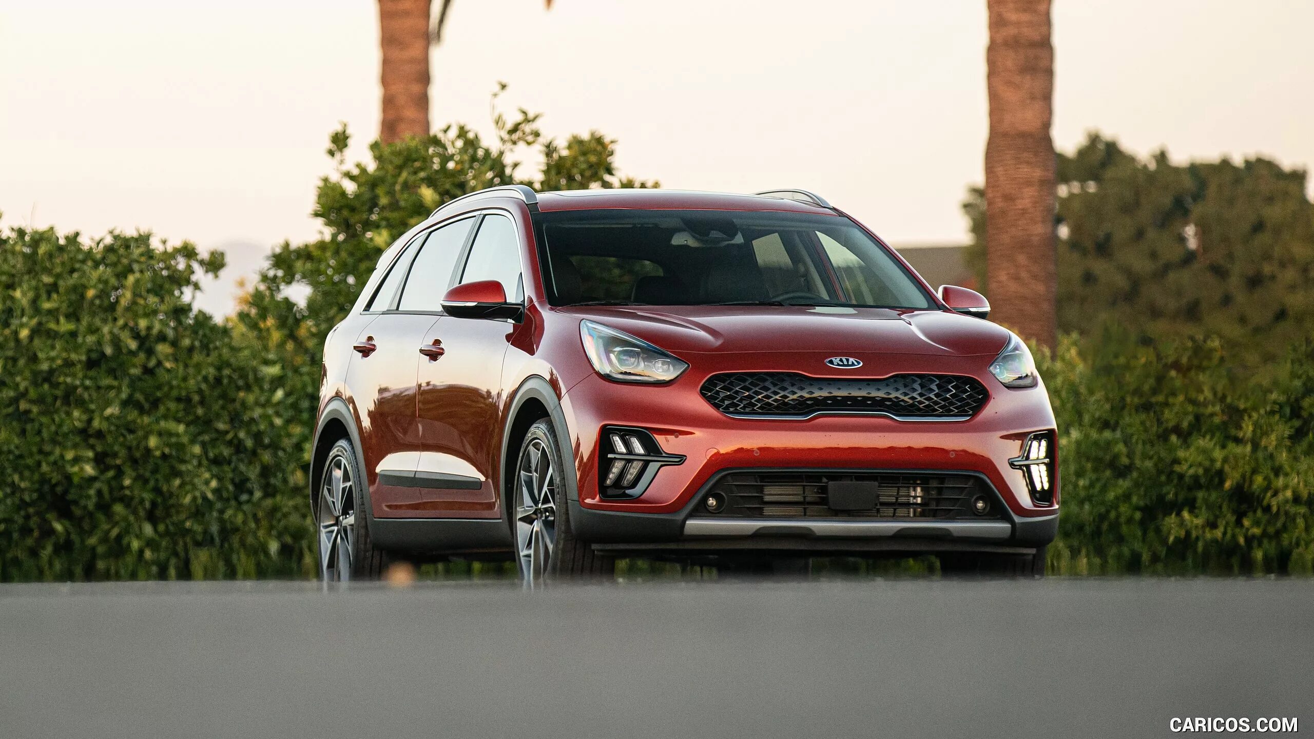 Kia Niro 2020. Kia Niro Hybrid. Kia Niro Hybrid 2022. Киа Ниро 2023 гибрид. Кия гибрид