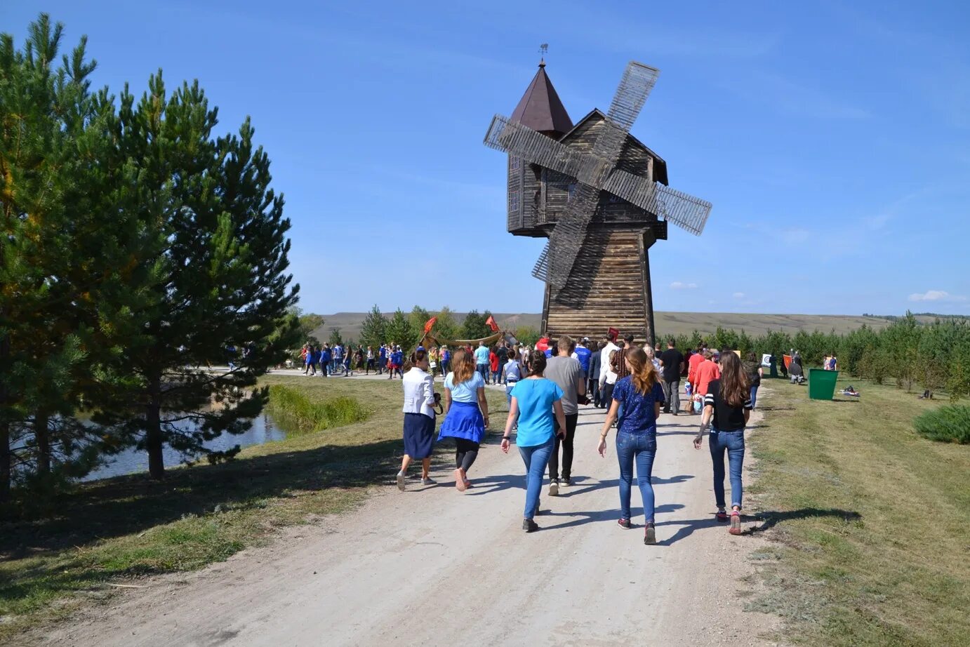 Шарлык Луна парк. Луна Шарлыкский район. Луна Дубровка Шарлыкский район. Луна Шарлыкский район Оренбургской. Луна оренбургская область