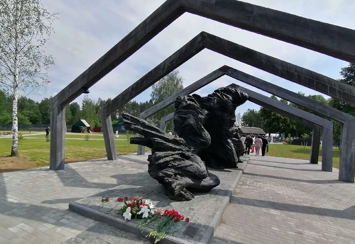 Мемориал борки. Мемориал борки. Деревня борки беларусь мемориальный комплекс. Деревня борки беларусь мемориальный комплекс. Деревня борки беларусь мемориальный комплекс.