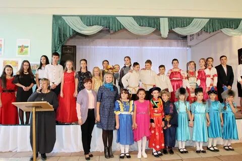 Школы энгельса учатся