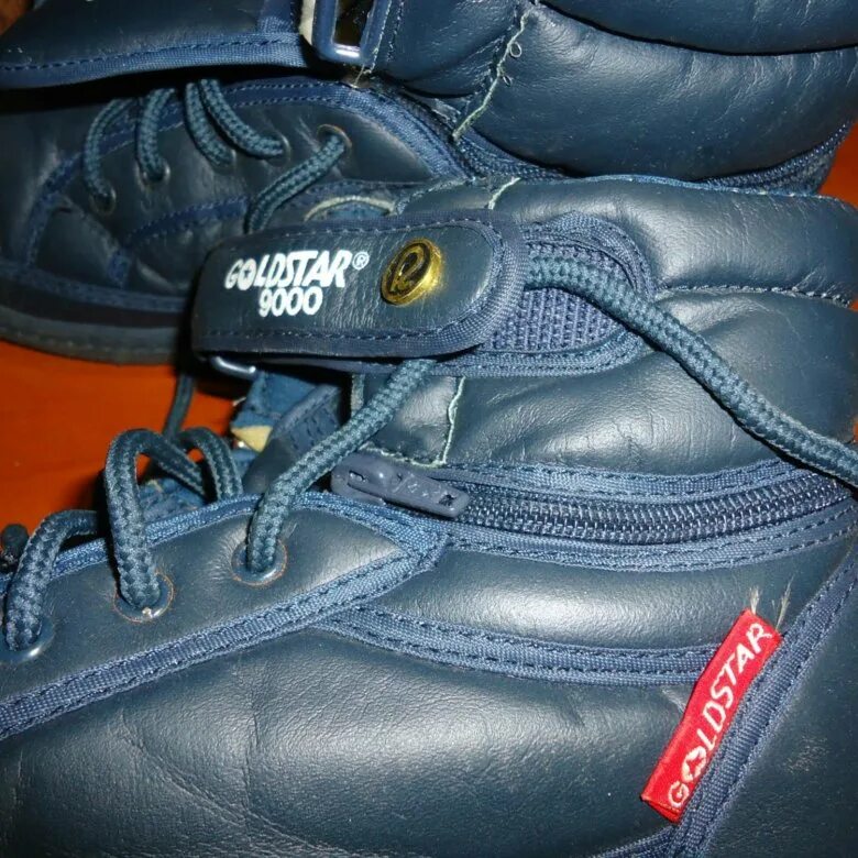 Обувь 42 авито. Кроссовки GOLDSTAR. Кроссовки Голдстар из 90-х. Кроссовки Голдстар черные. Ботинки Голдстар из 90х.