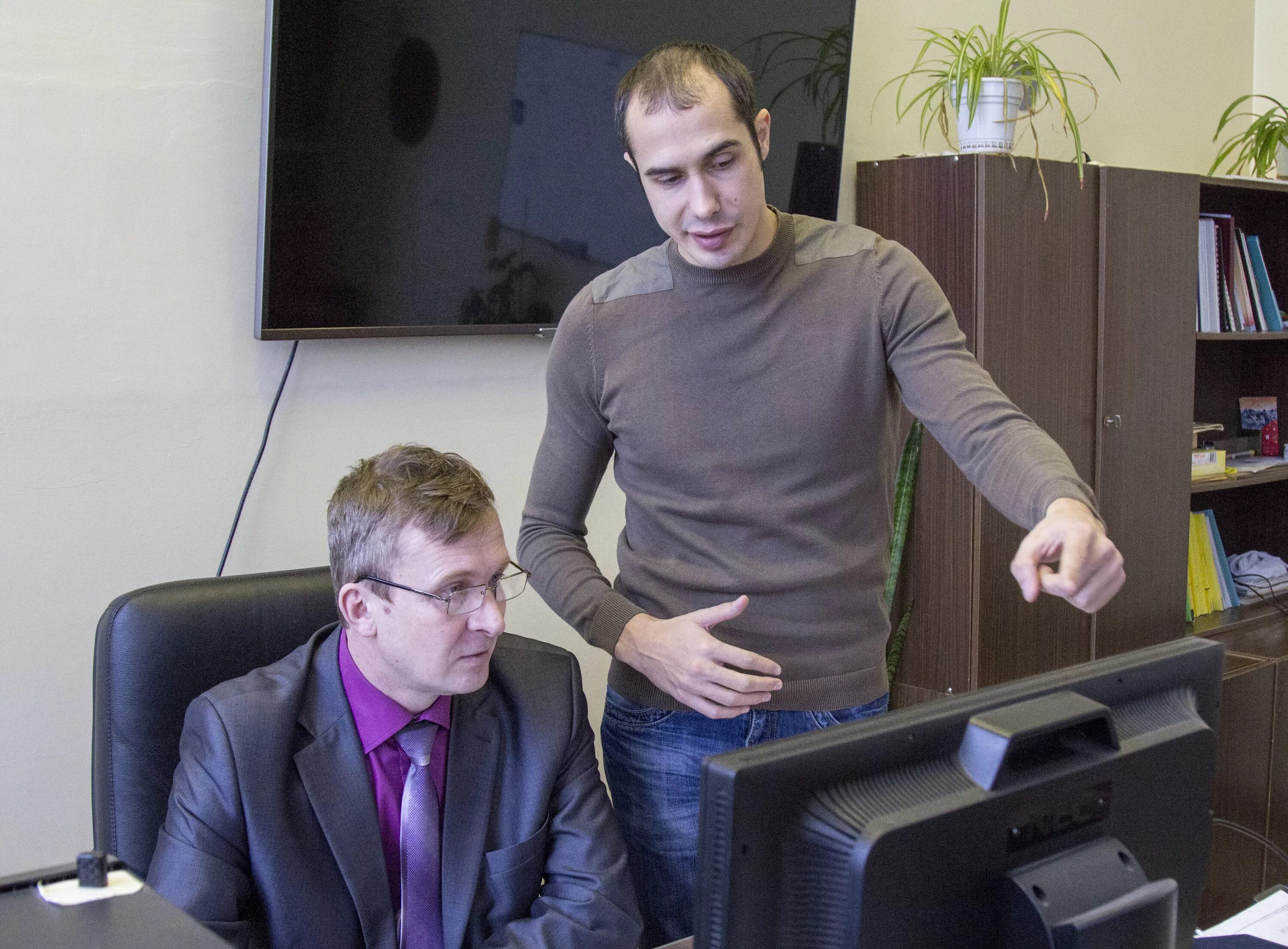 в своей диссертации молодой ученый привел