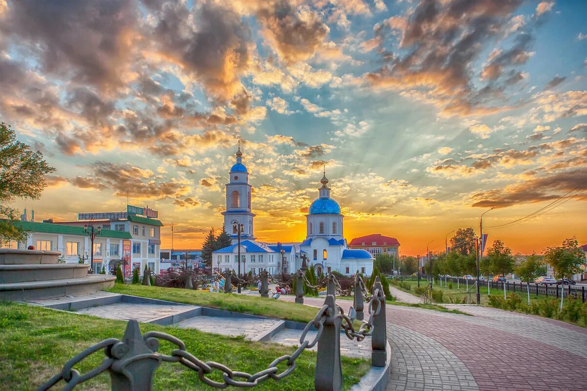 В городе малоярославец. Дстпрм малоярославец. Развилка малоярославец магазин. Дурыкино малоярославец. Часовня спаса преображения малоярославец.