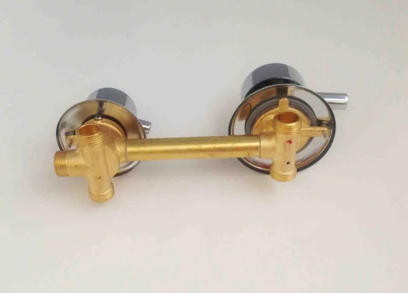 кнр. смеситель для душевой кабины timo 1506. Erlit смеситель 3-х режимный 120мм в сборе. смеситель для душевой кабины на 1 режим sf1708. смеситель для джакузи с душем на борт ванны.