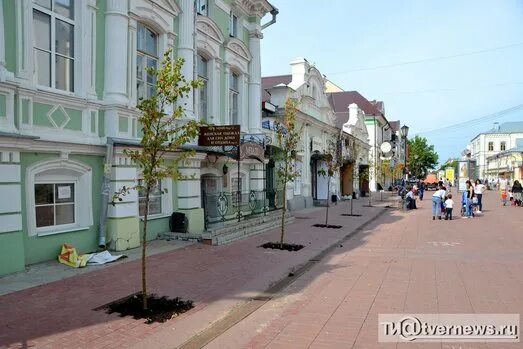 Трехсвятская москва. Трёхсвятская улица в Твери. Тверь пешеходная улица Трехсвятская. Трехсвятская ул. Тверь, Тверская обл.. Трехсвятская 28 Тверь.