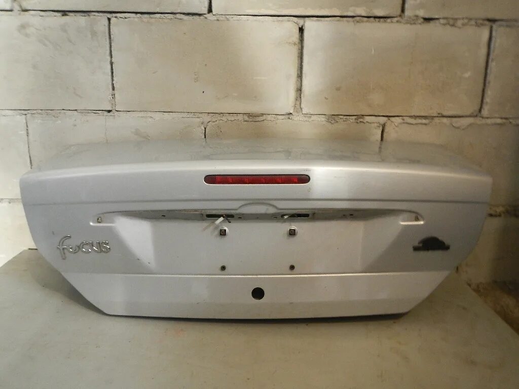 Мондео 3 зад. Крышка багажника форд мондео. Крышка багажника мондео 3. Ford mondeo 4 сзади. Крышка багажника форд connect.