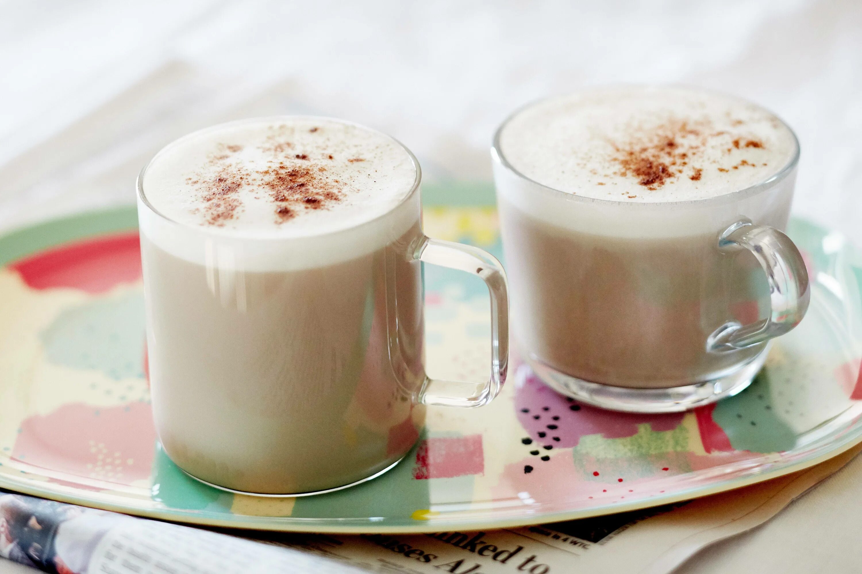 Пряный чай латте Старбакс. Chai Tea Latte. Масала латте. Каркаде латте. Чай с молоком рецепт приготовления