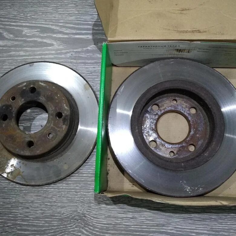 Задний тормозной диск ВАЗ 2108. Тормозной диск ВАЗ 2108.